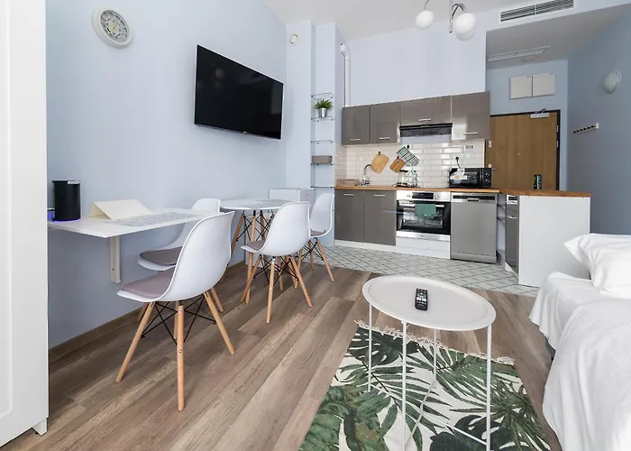 Apartment Park Skowroni Chic Nook By Bookinghost Breslau